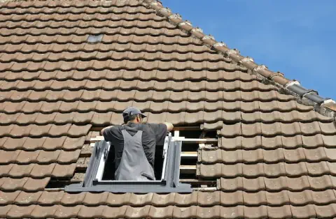 Pose de velux - Saint-Sulpice-la-Forêt